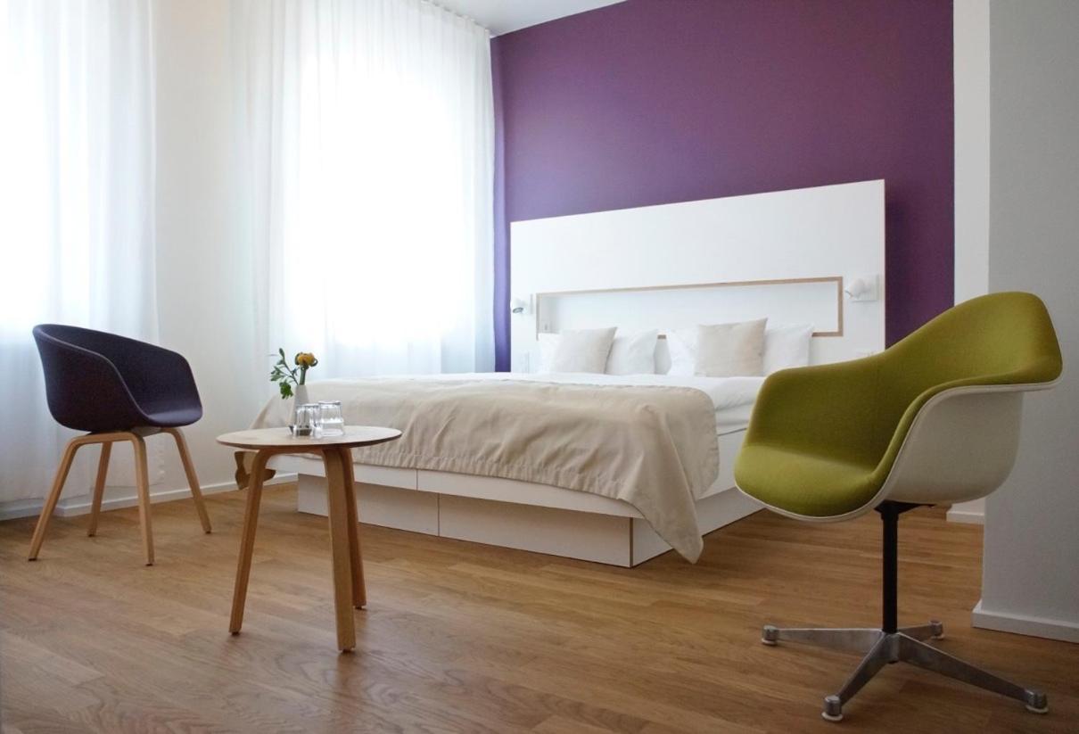 Art Hotel Ufer Дюссельдорф Экстерьер фото